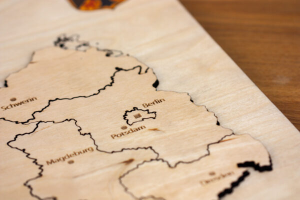 Drewniana Mapa Niemiec Puzzle drewniana dekoracja polski producent drewnianych map puzzle i map edukacyjnych mapa niemiec